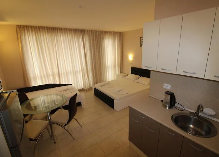 Menada Casa Del Sol *